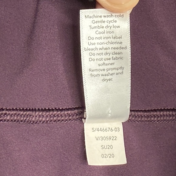 Athleta Purple Elation Scallop Capri‎ Leggings Size M Agate High Waist Yoga Cute - Picture 8 of 10
